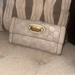 Gucci signature wallet